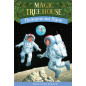 Polnoch' na Lune [Midnight on the Moon. Magic Tree House 8]